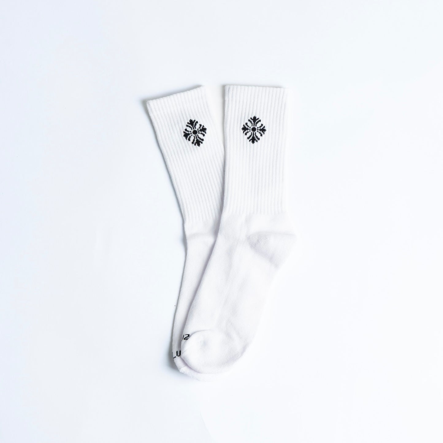 ESSENTIAL SOCKS